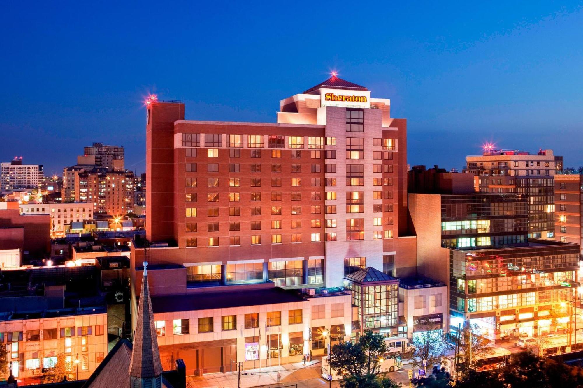 Sheraton Laguardia East Hotel New York Exterior photo